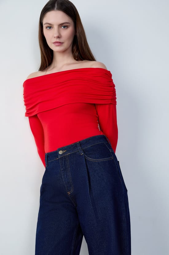 T-shirt manches longues col bateau;${refinementColor}