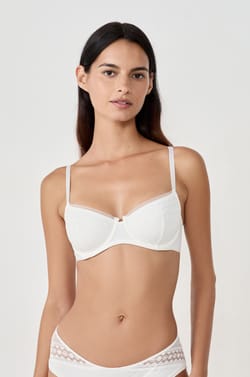 Bra con aros clásico de encaje;${refinementColor}