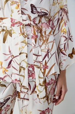 Floral Print Robe;${refinementColor}