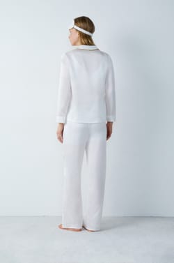 Gift Set Pyjamas and Satin Eye Mask;${refinementColor}