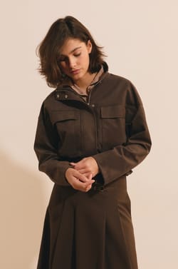 Veste saharienne courte effet su&eacute;dine;${refinementColor}