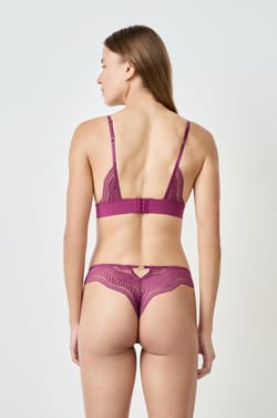 Triangel zonder beugel in kant;${refinementColor}