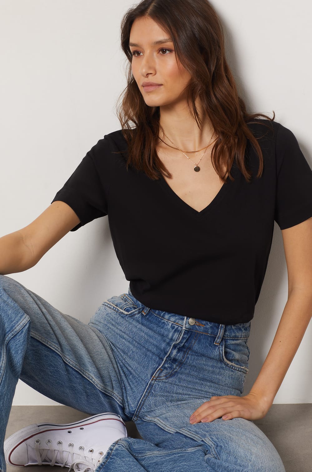 100% Cotton Short-Sleeved T-Shirt;${refinementColor}