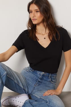 100% Cotton Short-Sleeved T-Shirt;${refinementColor}