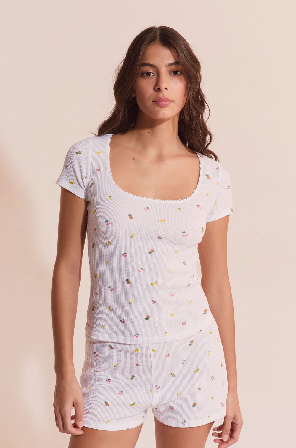 T-shirt gaufr&eacute; &agrave; motifs fruits;${refinementColor}