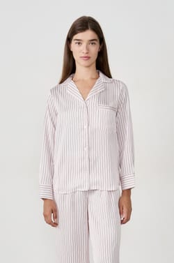 Chemise de pyjama en satin à rayures;${refinementColor}