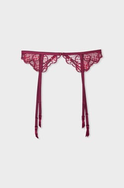 Garter Belt in Embroidery;${refinementColor}