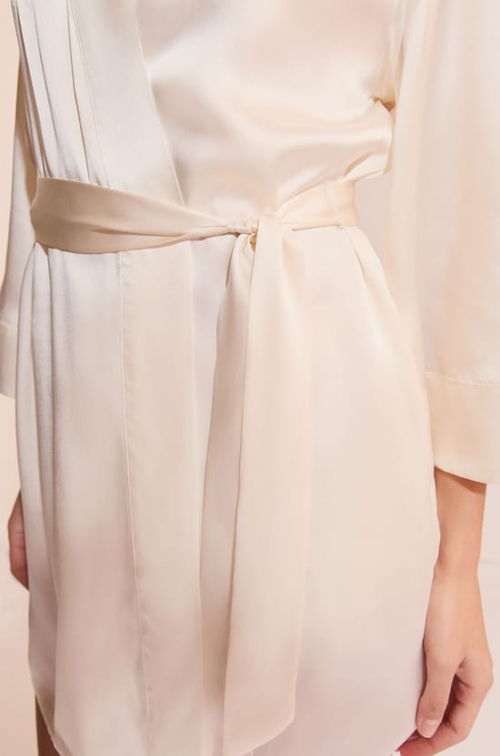 Jedwabny szlafrok;${refinementColor}