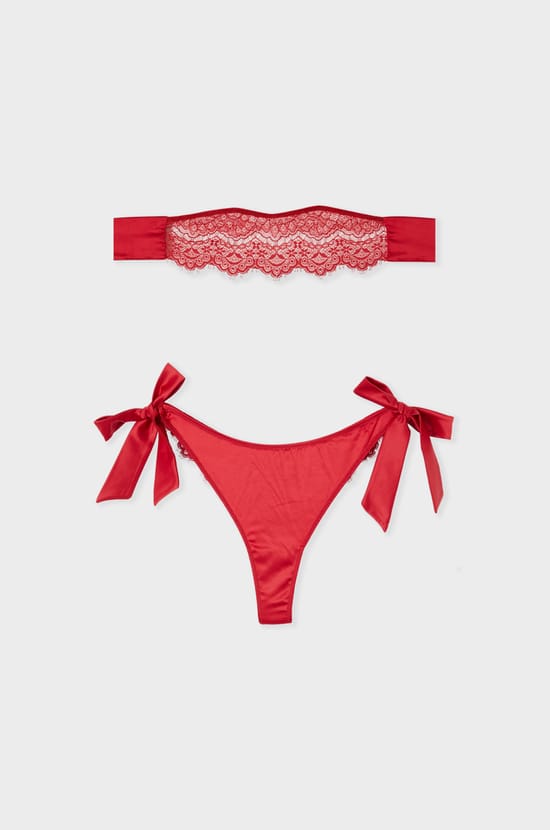 Embroidered Tanga with Bows;${refinementColor}