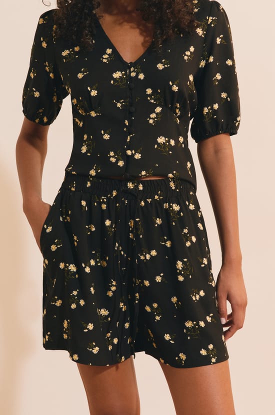 Short &agrave; motifs;${refinementColor}