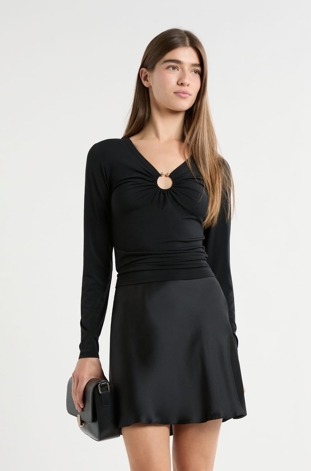 Long-sleeved t-shirt with ring;${refinementColor}