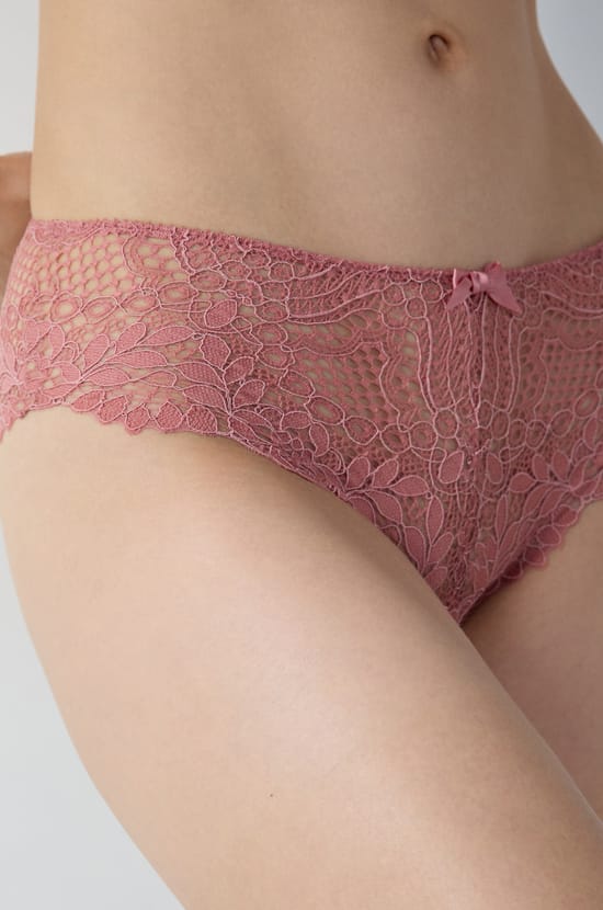 Shorty en dentelle;${refinementColor}