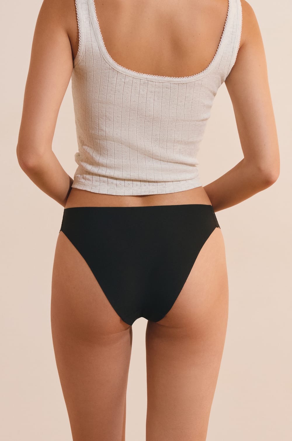 Culotte en microfibre et dentelle;${refinementColor}