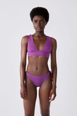 Braguita bikini brasileña con lazada;${refinementColor}