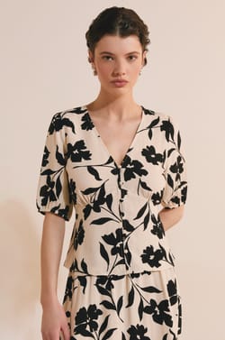 Chemise &agrave; motifs;${refinementColor}
