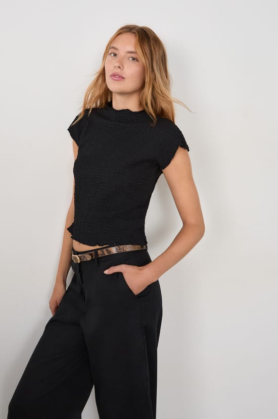 Short-sleeved T-shirt;${refinementColor}