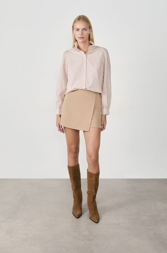 Chemise à rayures;${refinementColor}