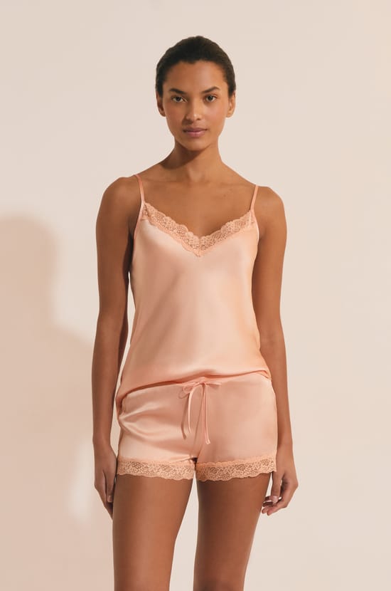 Caraco en soie d&eacute;tails dentelle;${refinementColor}