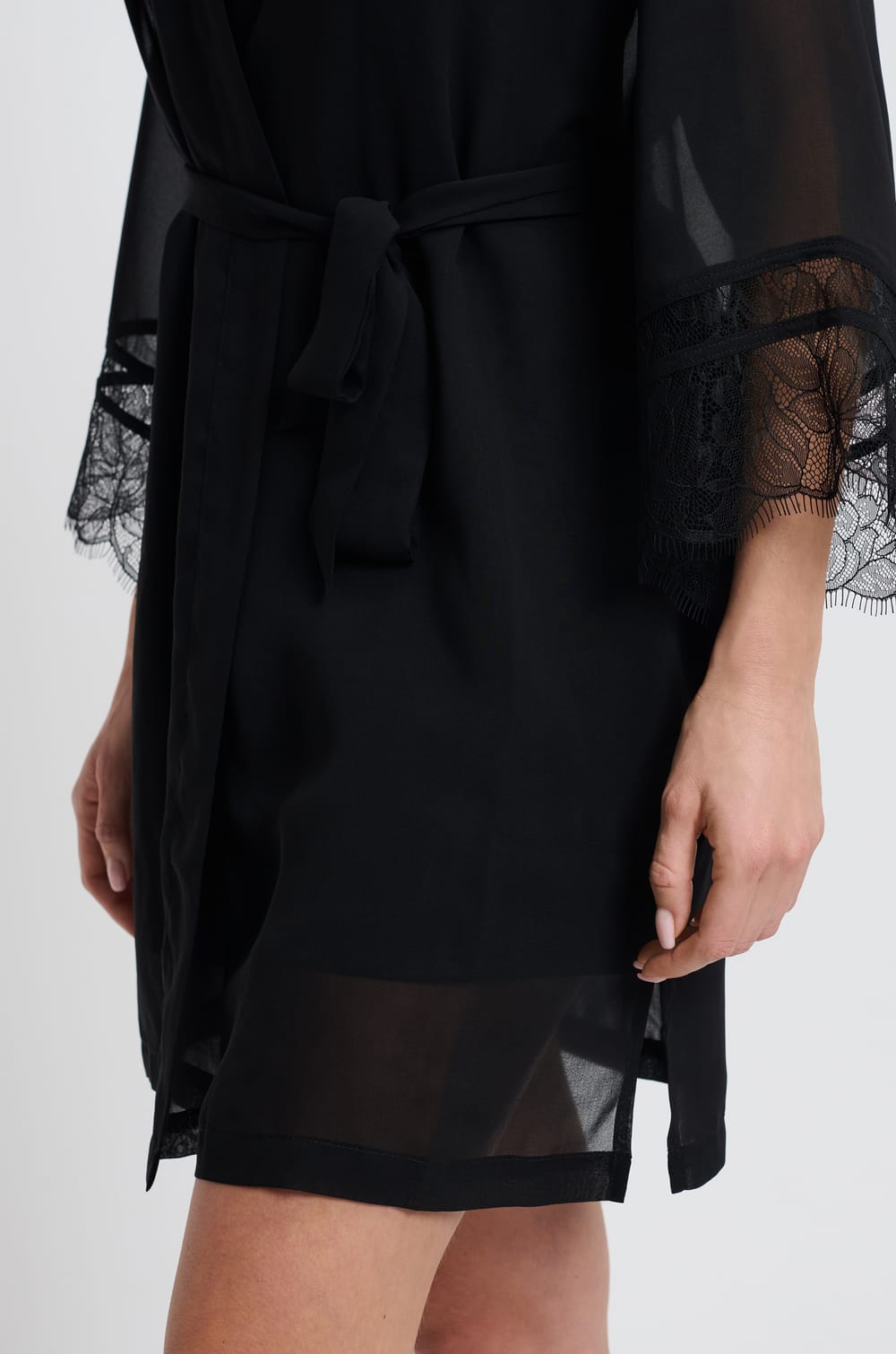 Deshabillé satiné;${refinementColor}