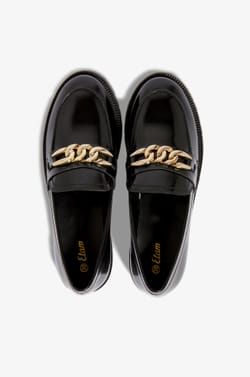 Mocassin en cuir;${refinementColor}