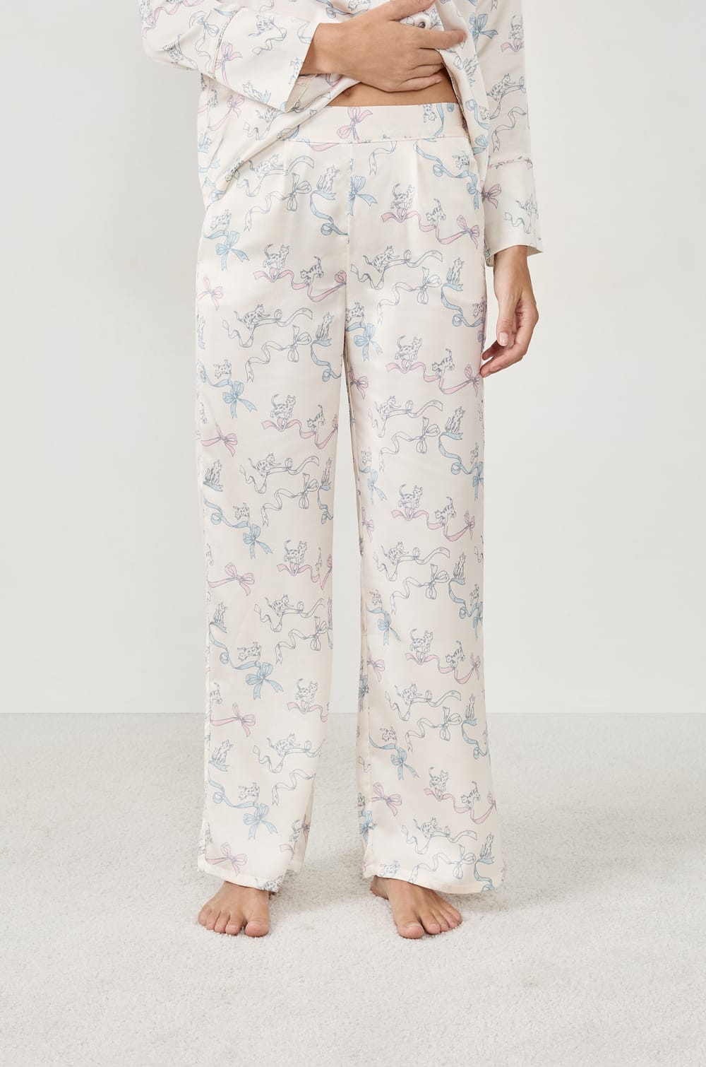Pantalon de pyjama imprimé satiné;${refinementColor}