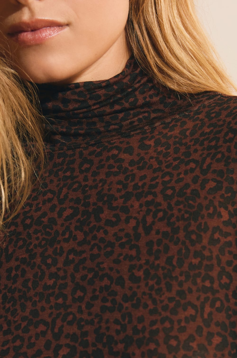 T-shirt thermique col bateau avec cachemire;${refinementColor}