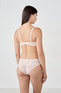 Soutien-gorge corbeille;${refinementColor}
