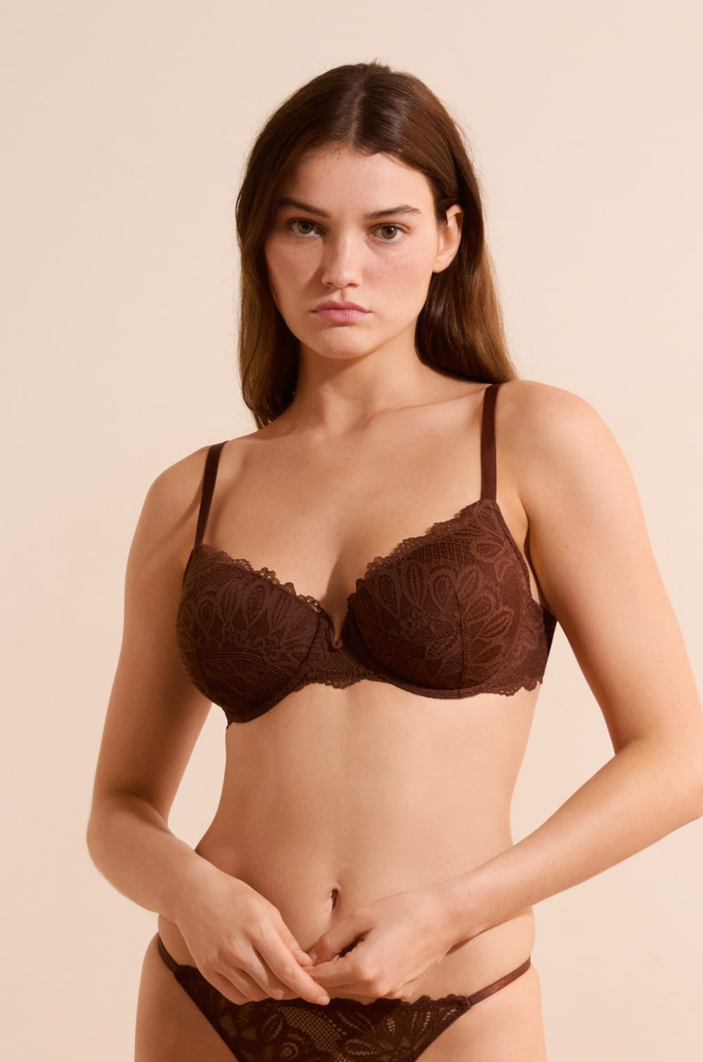 Soutien-gorge N.4 - Le coques fines en dentelle iris&eacute;e;${refinementColor}