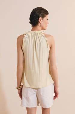 Top sans manches &agrave; nouer;${refinementColor}