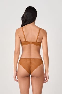 Bra n.4 - the lightly lined;${refinementColor}