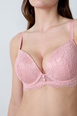 Soutien-gorge N.5 - Le coques fines plongeant en dentelle;${refinementColor}