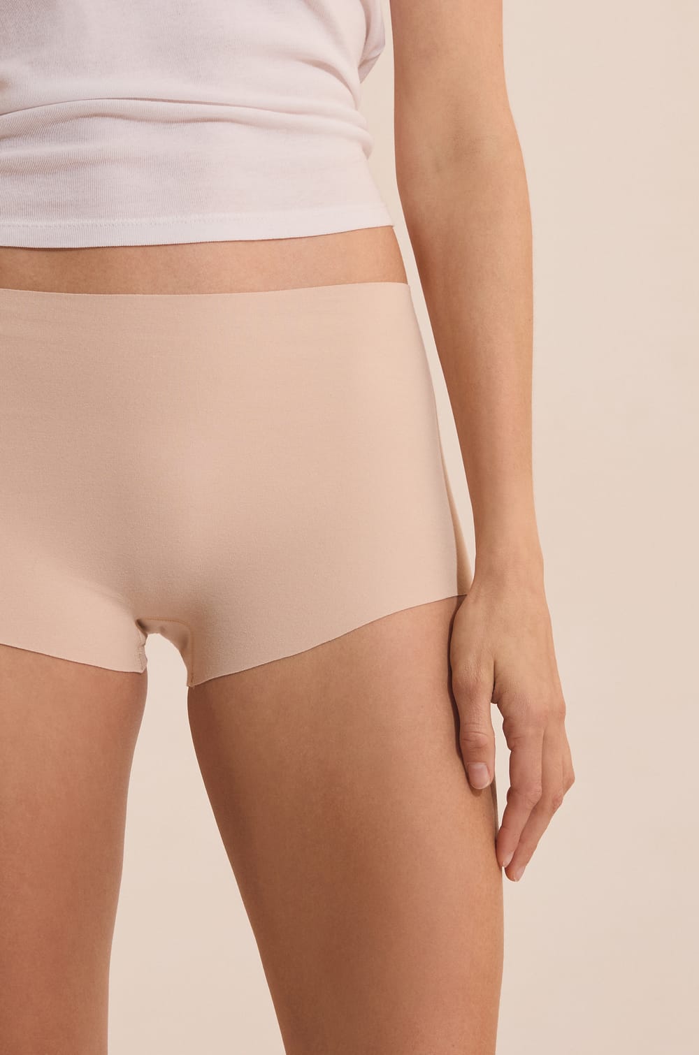 Short boyleg sans coutures en coton;${refinementColor}