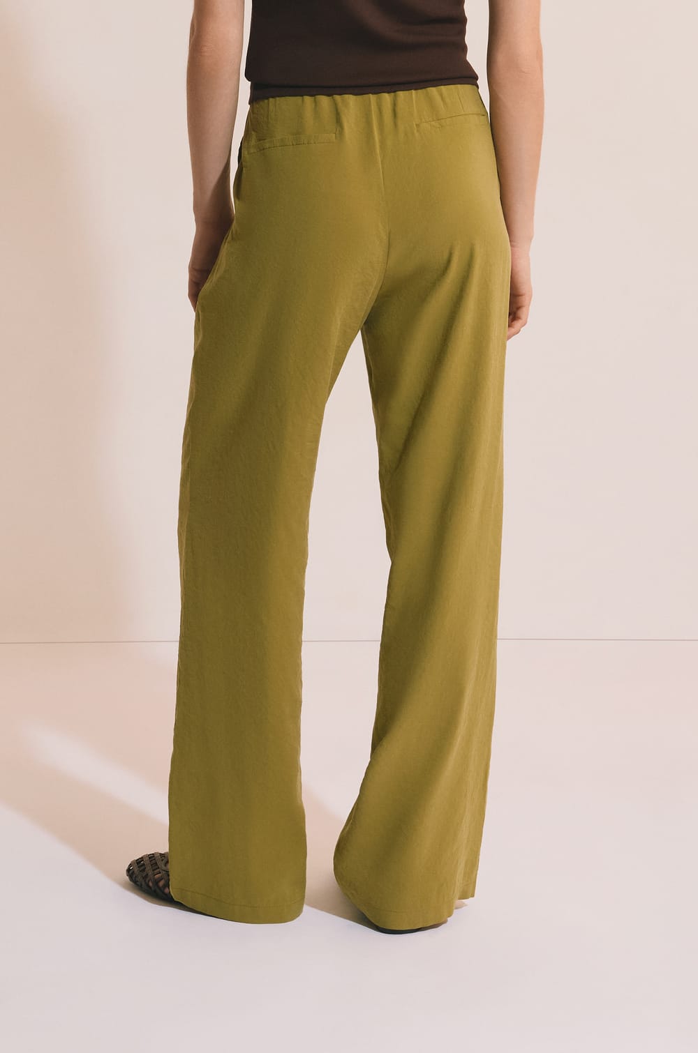 Pantalon &agrave; cordon;${refinementColor}