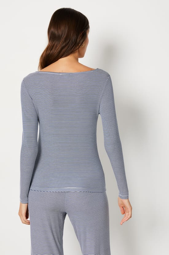 Striped Long-Sleeved T-shirt;${refinementColor}