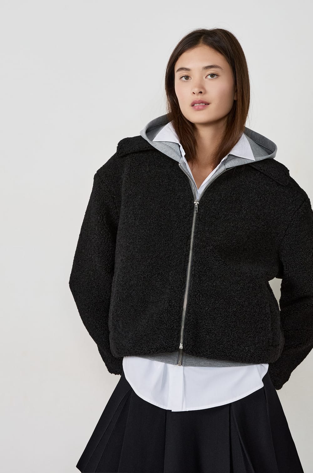 Blouson court zipp&eacute;;${refinementColor}