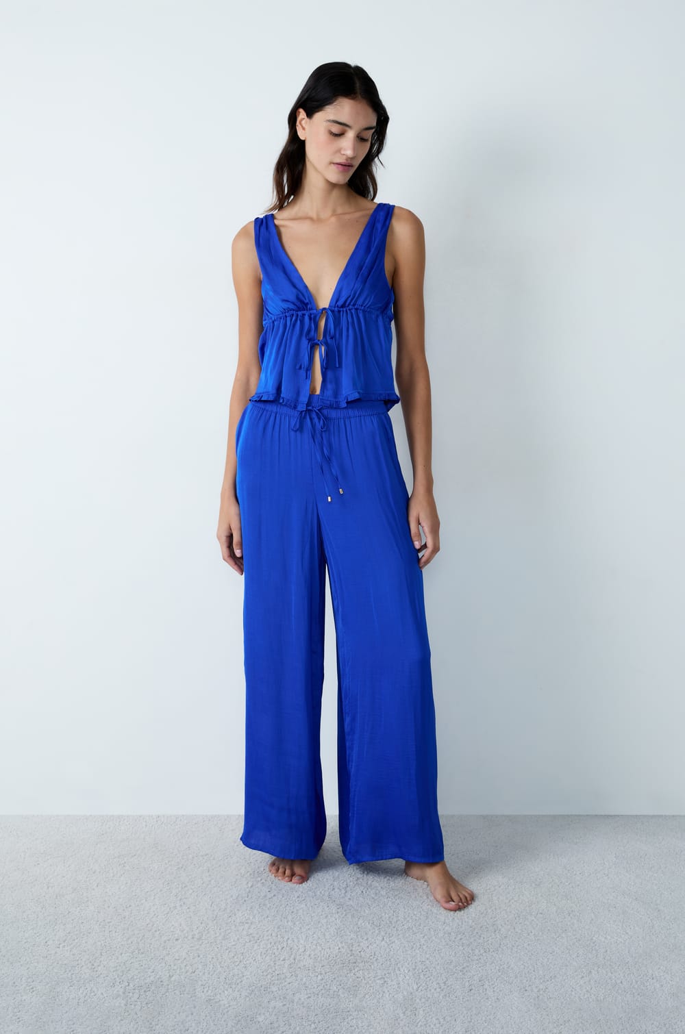 Wide-leg satin trousers;${refinementColor}