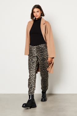 Manteau long ceinturé avec laine;${refinementColor}