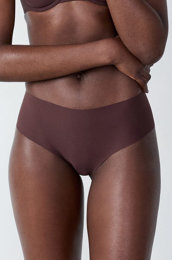 Microfiber Hipster;${refinementColor}