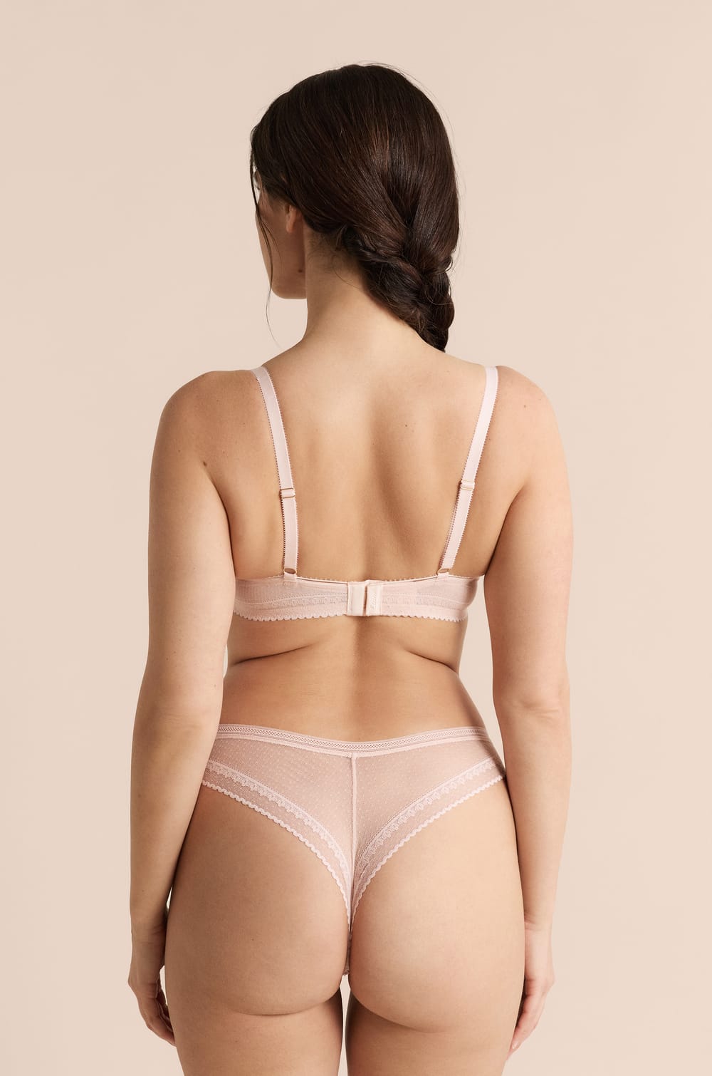 Soutien-gorge triangle sans armatures avec d&eacute;tails en dentelle;${refinementColor}