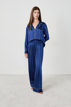 Pantalon de pyjama en satin à rayures;${refinementColor}
