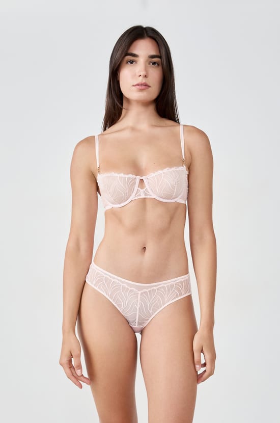 Hipster en broderie florale;${refinementColor}