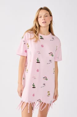 Robe t-shirt imprimée à franges;${refinementColor}