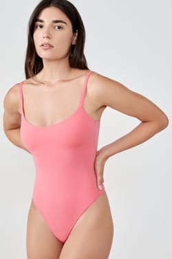 Body en microfibre avec brassière intègrée;${refinementColor}