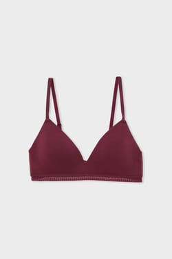 Wireless triangle bra with lightly lined cups in cotton;${refinementColor}