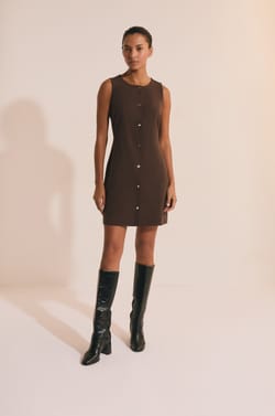 Robe courte sans manches;${refinementColor}