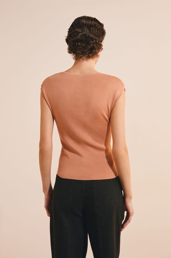 Top &agrave; col V avec coton;${refinementColor}