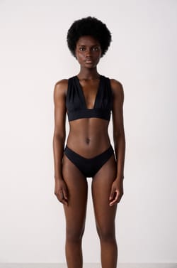 Triangle haut de maillot;${refinementColor}