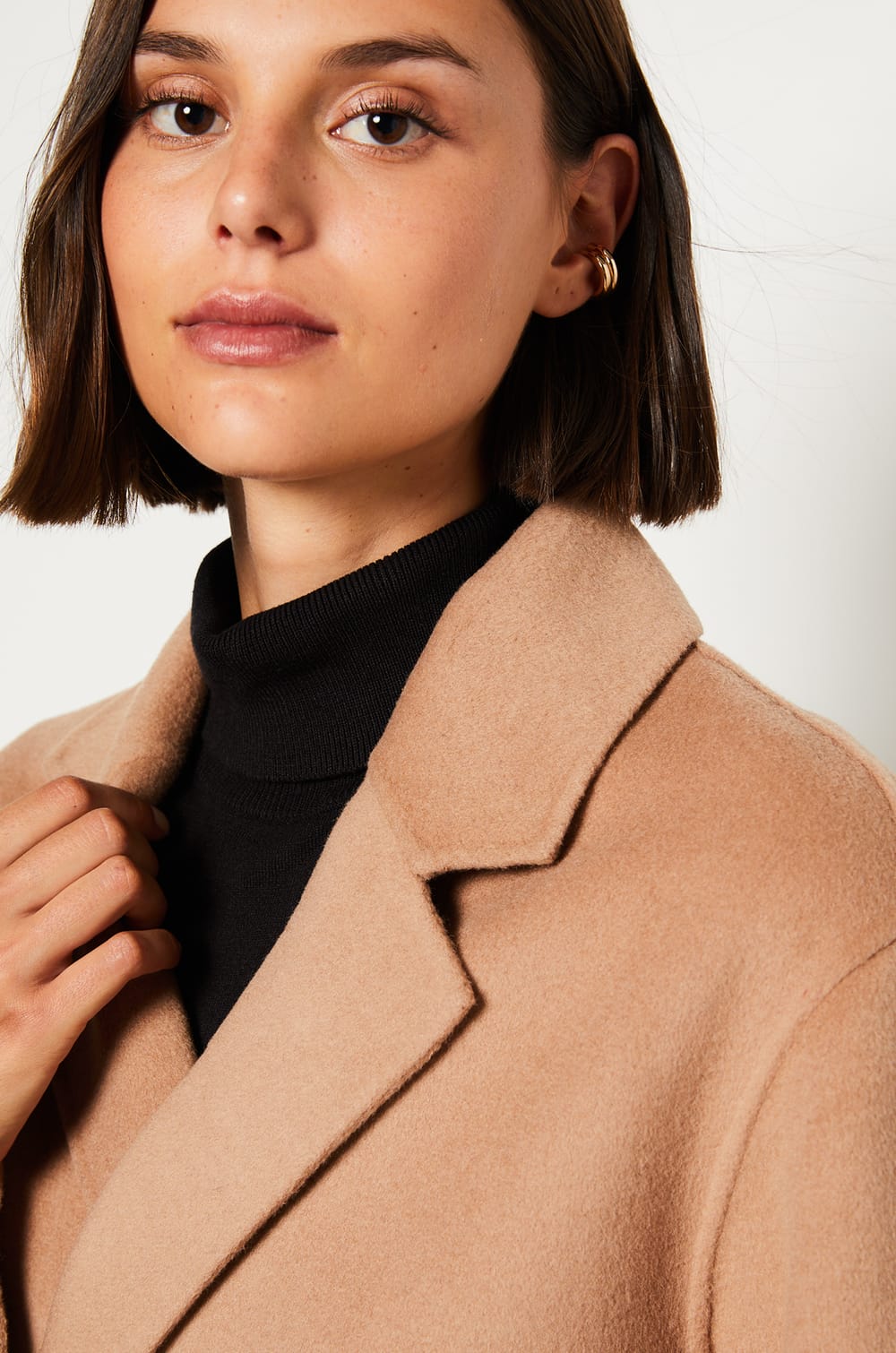 Manteau long ceinturé avec laine;${refinementColor}