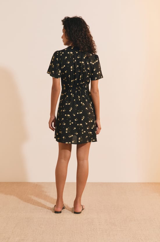 Robe courte col V &agrave; motifs;${refinementColor}