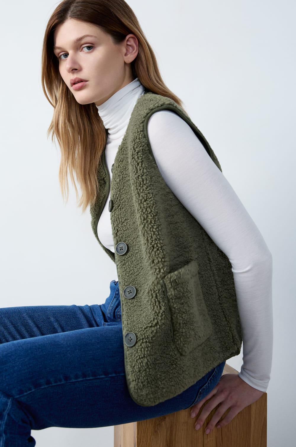 Sleeveless Bouclé Jacket;${refinementColor}